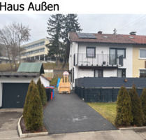 Modernisierte DHH am Längenfeld: Kachelofen, Traumküche, Brunnen - Balingen