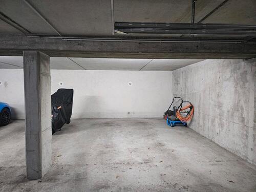 Foto - großer Tiefgaragenstellplatz am Bf Mering zu vermieten