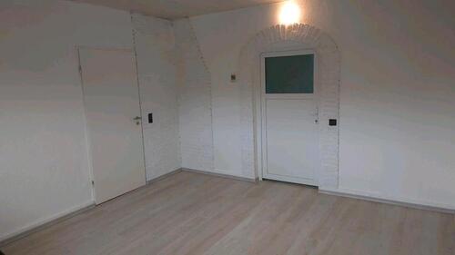 Foto - Mietwohnungen - 850,00&nbsp;EUR Kaltmiete, ca.&nbsp; 120,00&nbsp;m&sup2;