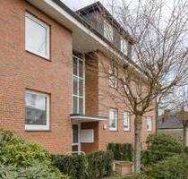 Stilvoll modernisierte 2-Zimmer-Wohnung mit Loggia, neuer Küche - Schenefeld