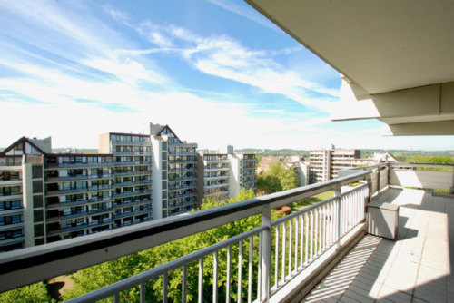 Foto - Lichtdurchflutete Vierzimmerwohnung mit zwei Loggien