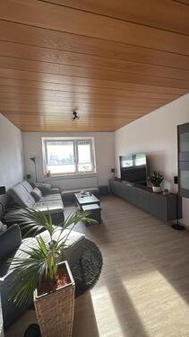 Foto - 3-Zimmer-Wohnung in 1.OG - 650,00&nbsp;EUR Kaltmiete, ca.&nbsp; 88,00&nbsp;m&sup2;