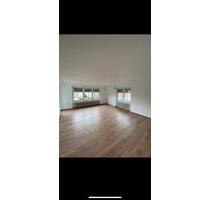 4 Zimmer Wohnung Jungingen Ulm - 1.450,00&nbsp;EUR Kaltmiete, ca.&nbsp; 105,00&nbsp;m&sup2; in Ulm (PLZ: 89081) Söflingen