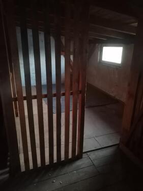 Foto - Lagerfläche im 1. OG, Tür Zugangsbreite 1,5m, abschließbar