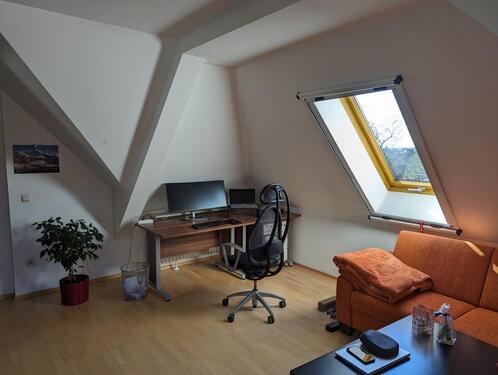 Foto - Helle DG-Wohnung mit kleiner Dachterrasse