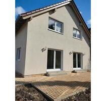 Haus mit PV und Erdwärme zur Miete in Gladenbach