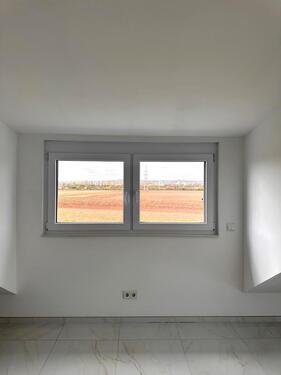 Foto - 2 Zimmer Dachgeschoßwohnung zur Miete in Bischofsheim