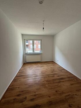 Foto - Frisch renovierte 2-Zimmer-Erdgeschosswohnung in zentraler Lage von Recklinghausen zu vermieten.