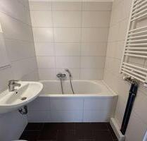 Raum für Komfort: Großzügige Wohnung mit zwei Balkonen und zwei Bädern - Reinsdorf