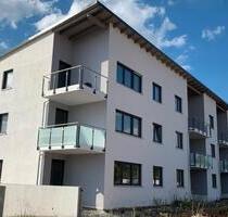 2 Zimmer Wohnung 57m² KFW 55 - 700,00&nbsp;EUR Kaltmiete, ca.&nbsp; 57,00&nbsp;m&sup2; in Weiden in der Oberpfalz (PLZ: 92637)
