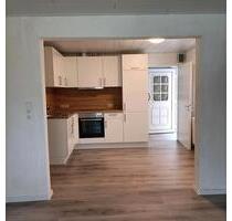 Einliegerwohnung zu Vermieten! - 700,00&nbsp;EUR Kaltmiete, ca.&nbsp; 55,00&nbsp;m&sup2; in Sande (PLZ: 26452)