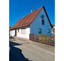 Haus mit Potential in ruhiger Lage und großem Garten in Flochberg - Bopfingen