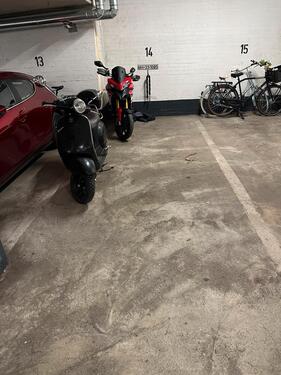 Foto - Motorrad Stellplatz zum Teilen im Graumannsweg