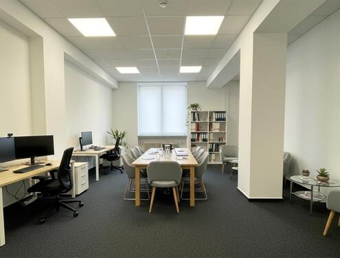 Foto - RENOVIERTES BÜRO IN BONN – 31 M² MIT 247 ZUGANG!*