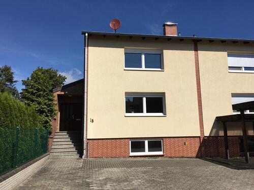 Foto - Doppelhaushälfte in ruhiger Lage