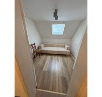 Wohnung 1,5 Zimmer mit Küche - 550,00&nbsp;EUR Kaltmiete, ca.&nbsp; 25,00&nbsp;m&sup2; in Rudersberg (PLZ: 73635)