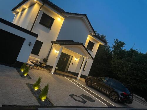 Foto - Einfamilienhaus (Bj 2021) mit großem Garten
