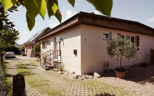 Foto - Haus Bungalow mit großem Grundstück