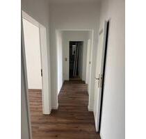 Buxtehude – Frisch renovierte 3-Zimmer-Wohnung mit Balkon+GästeWC