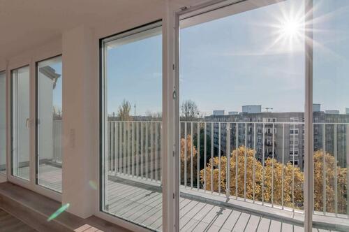 Foto - zwei TERRASSEN, AUFZUG und BLICK über Berlin - 2-Zimmer-Wohnung