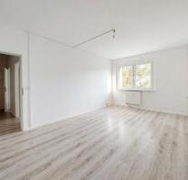 1.000 EUR Möbelgutschein* zum Einzug in Deine neue 1-Zimmer-Wohnung gratis! - Neuhausen/Erzgebirge