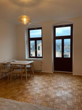 Foto - Helle möblierte 2 Zimmer Wohnung mit Küche, Balkon und Elbblick