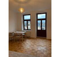 Helle möblierte 2 Zimmer Wohnung mit Küche, Balkon und Elbblick - Dresden Blasewitz