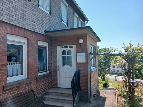 Foto - Freistehendes Familienhaus mit großem Grundstück, 2 Terrassen