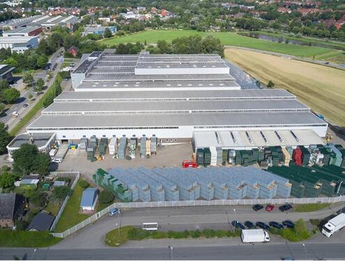Foto - Ihre neue Halle in Buxtehude: Groß, mit Rolltor & preisgünstig