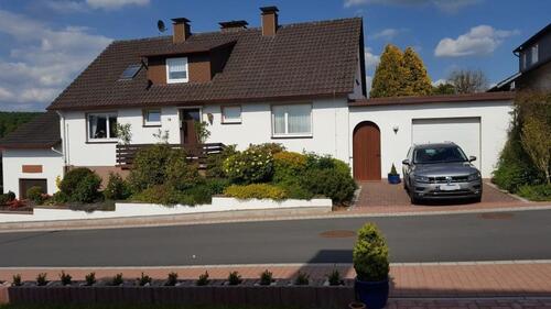 Foto - Haus mit 2 Wintergärten, Garten, Tischlerwerkstatt zu vermieten