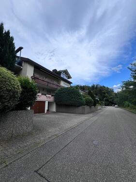 Foto - 5-Zimmer-Wohnung mit Balkon+Terrasse in sonniger Lage