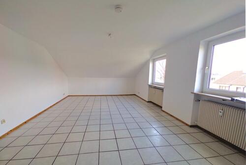 Foto - 2 Zimmer Dachgeschoßwohnung zur Miete in Hemhofen
