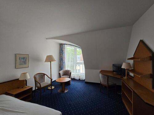 Foto - komplett möblierte helle 1-Zimmer Wohnung, Dresden-Cotta