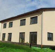 Erstbezug DHH in ruhiger Lage - 1.350,00 EUR Kaltmiete, ca.  149,00 m² in Leiblfing (PLZ: 94339)