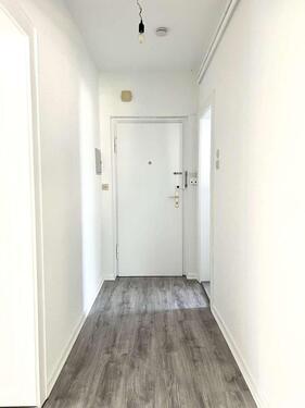 Foto - Endlich Platz für Ihre Ideen: Renovierte Wohnung mit Charme!