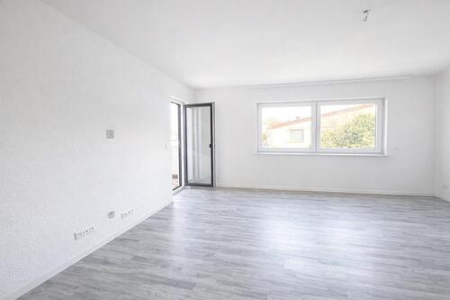 Foto - Erstbezug! Hochwertige 3-Zimmer Wohnung mit Loggia & neuer Küche