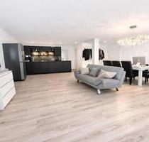 3,5 Zimmer 130qm sonnendurchflutete Souterrainwohnung - Essingen