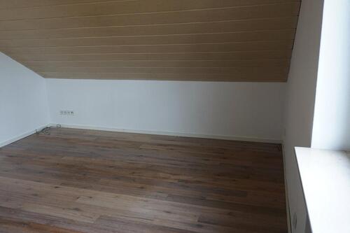 Foto - 3.5 Zimmer Dachgeschoßwohnung zur Miete in Löchgau