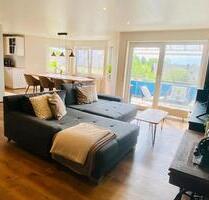 Helle 4-Zimmer-Wohnung mit viel Charme und Platz zum Wohlfühlen - Marbach am Neckar