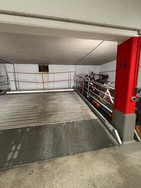 Foto - Tiefgaragenstellplatz Maria-Eich-Str.5 bei Heliosklinik