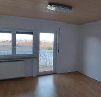 2 Zimmer plus halbes ausgebautes DG, Garage Gartennutzung Tiere - Albstadt Gemarkung Onstmettingen