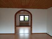 Foto - Helle Etagenwohnung mit Balkon - 800,00 EUR Kaltmiete, ca.  80,00 m²