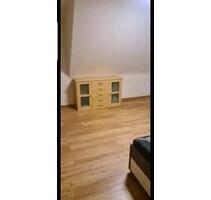 2 Zimmerwohnung im Dachgeschoss - Leonberg 2 Zimmerwohnung im Dachgeschoss - Leonberg