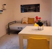 Zimmer möbliert in Weiden - 180,00&nbsp;EUR Kaltmiete, ca.&nbsp; 18,00&nbsp;m&sup2; in Weiden in der Oberpfalz (PLZ: 92637)