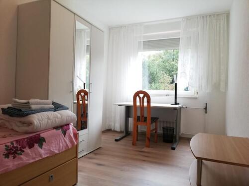 Foto - Bühl: Sanierte 1,5-Zimmer-Wohnung mit Küche, Bad, Fußbodenheizung