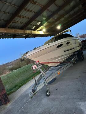 Foto - Aussenstellplätze Wohnmobil, Boot, Anhänger, Pkw