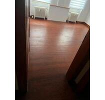 Zwei-Zimmer-Wohnung - 400,00&nbsp;EUR Kaltmiete, ca.&nbsp; 20,00&nbsp;m&sup2; in Kaiserslautern (PLZ: 67657)