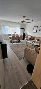 Foto - Helle 4-Zimmer Wohnung mit 50qm Nutzfläche im Keller (UG)