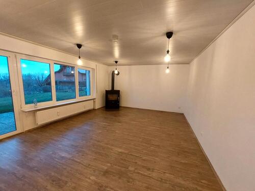 Foto - Ruhige 2 Zimmerwohnung, Küche, Bad, Terrasse, Garten, Garage