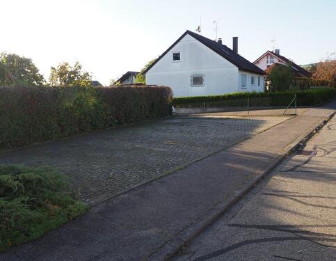 Foto - Außenstellplatz für Camper Wohnwagen Wohnmobil Anhänger PKW